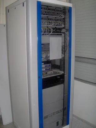 armario de comunicaciones